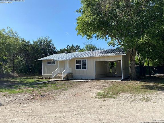 3rd image of 5 LAS PALMAS LN