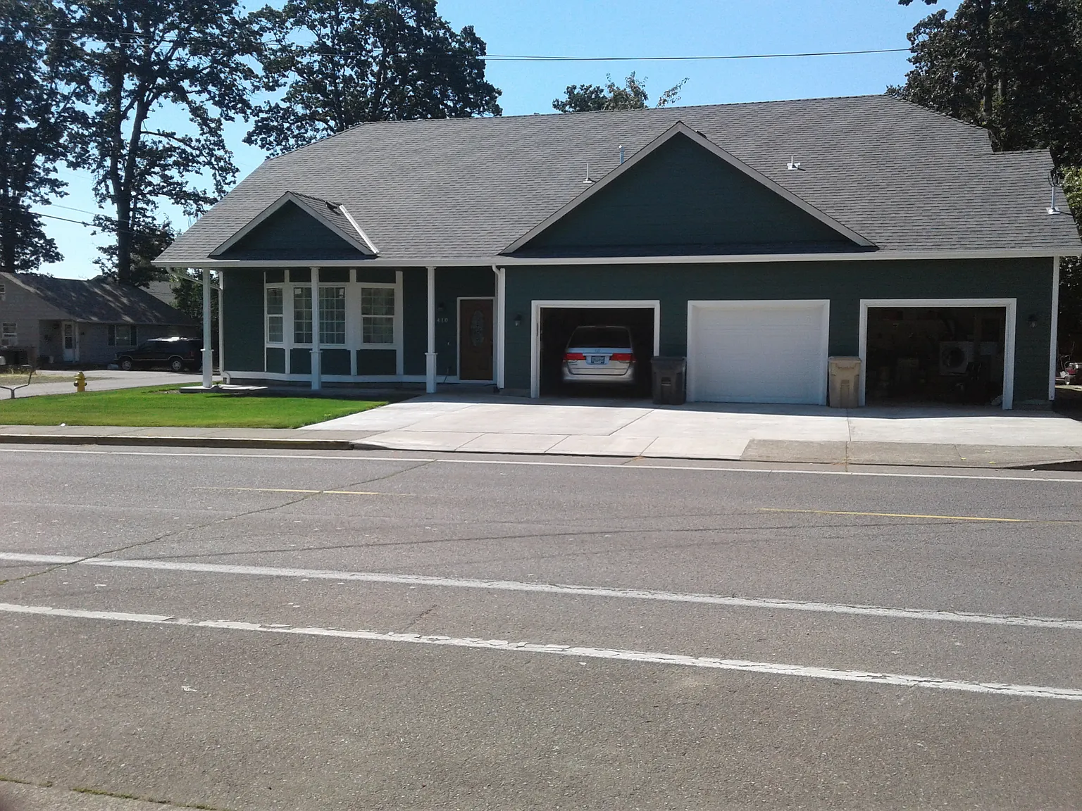 410 Walker Rd photo 1
