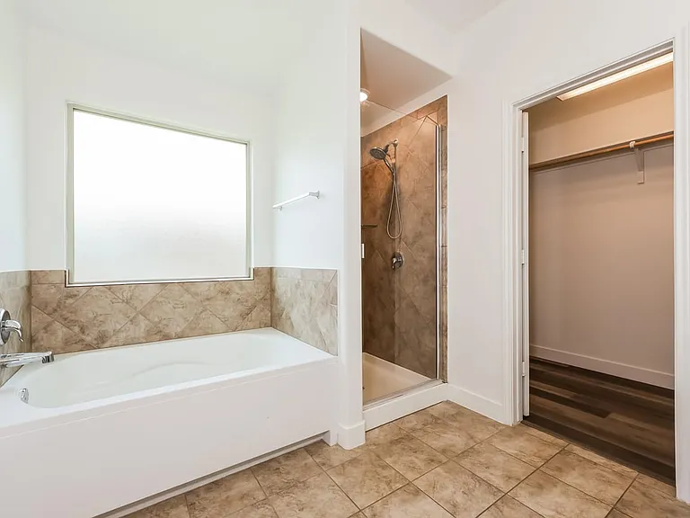 2800 Skinner Dr — Photo 14
