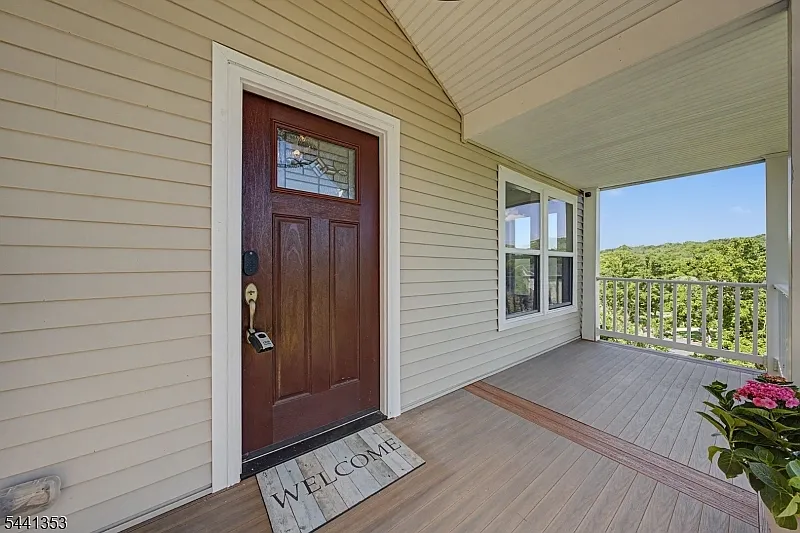 3 bed, 2.5 bath, $3,400 — Photo 3