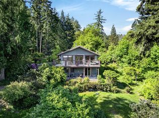 206 Roland Rd, Saltspring Island, BC V8K2B7