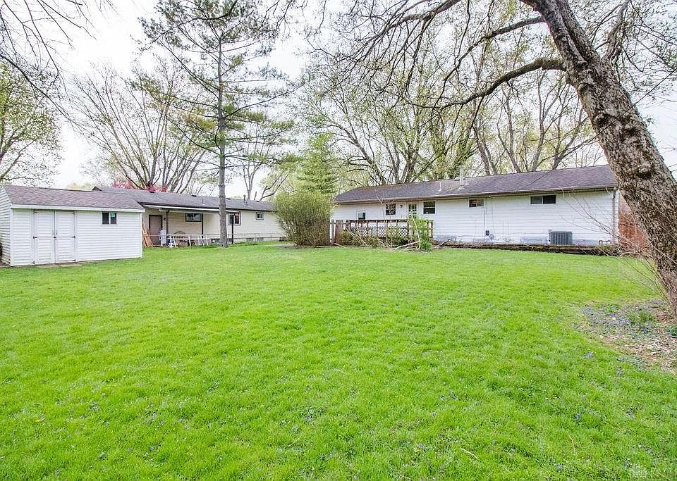 1st image of 24 Brookwood Dr