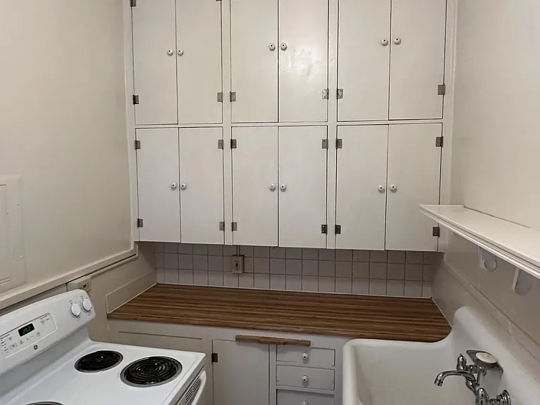 5 S Cedar St #207 — Photo 1