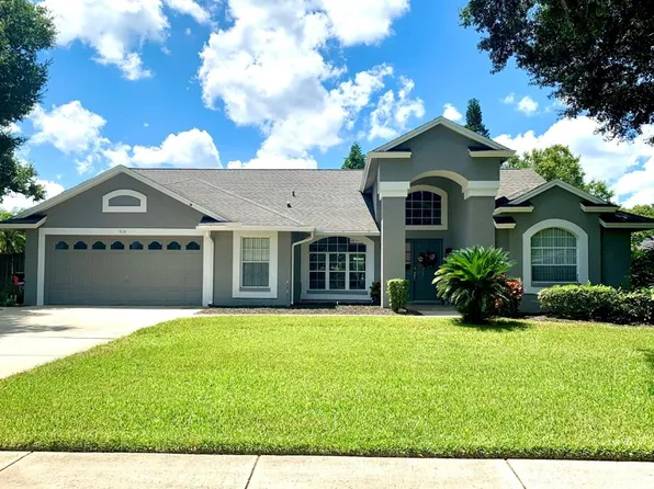 514 Crystal Grove Blvd, Lutz, FL 33548