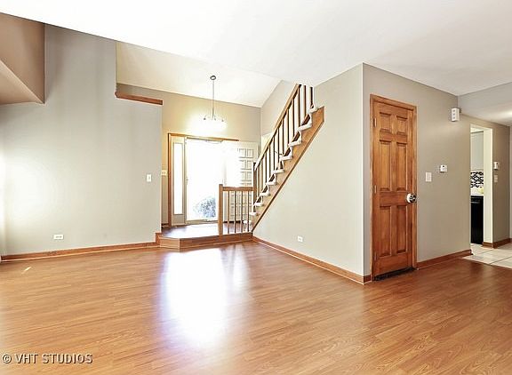 3rd image of 1913 Wisteria Ct APT 3