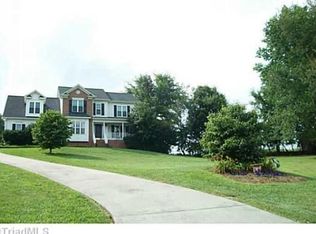 122 Hagen Rd, Advance, NC 27006