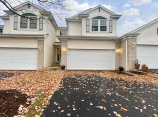 17248 Longbow Dr, Lockport, IL 60441