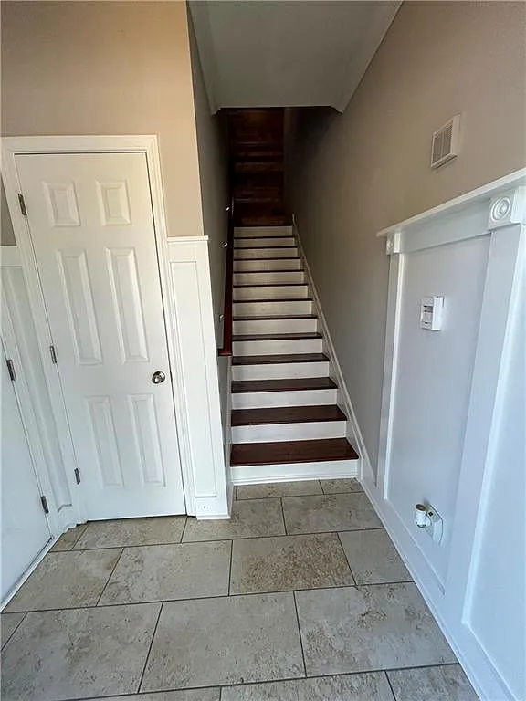 2 bed, 2.0 bath, 1412 sqft, $2,550 — Photo 4