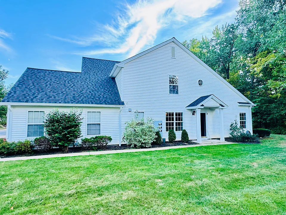 1986 W Reserve Cir