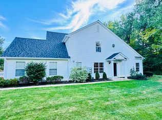 1986 W Reserve Cir, Avon, OH 44011