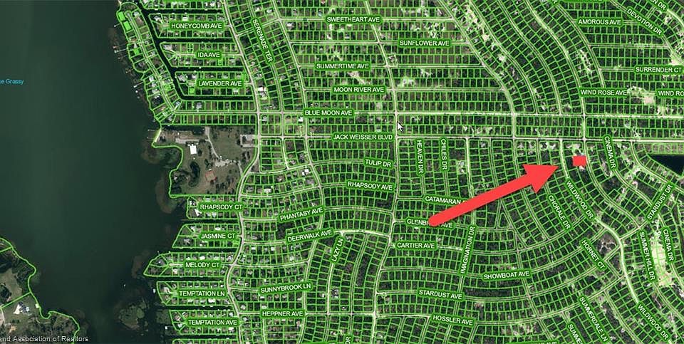 2nd image of 364 Summer Hill Dr