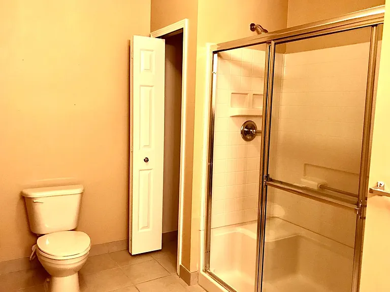 Master-Bath