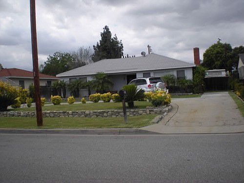 2nd image of 15861 Hayland St