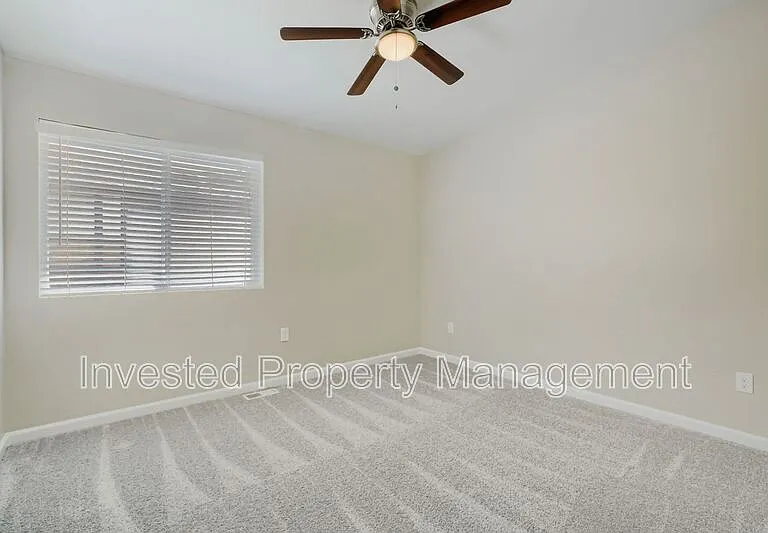 6822 Niagara St — Photo 11