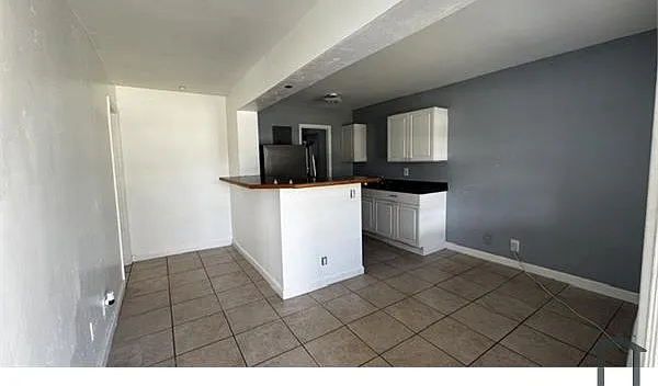 1200 NE 16th Ave #4