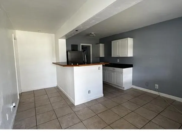 1200 NE 16th Ave APT 4, Fort Lauderdale, FL 33304