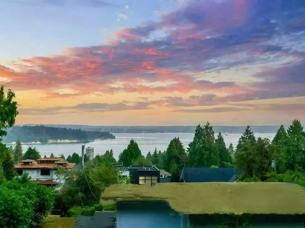 1550 Palmerston Ave, West Vancouver, BC V7V 4R1