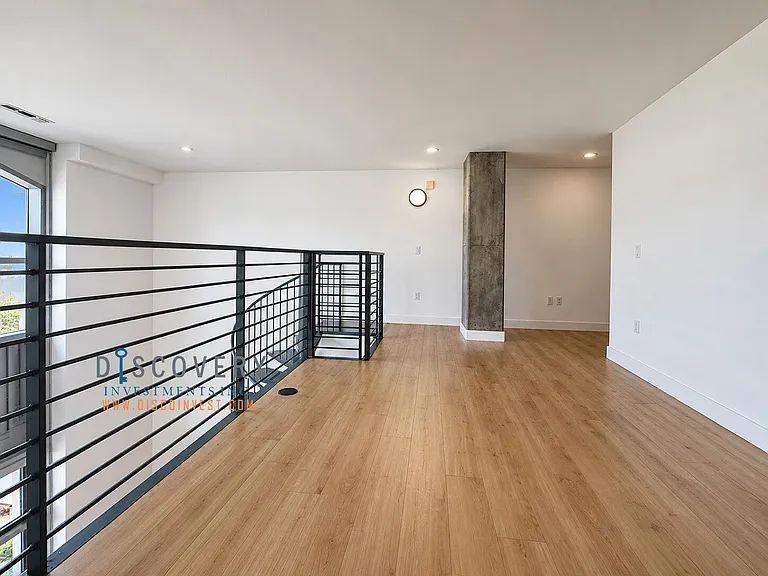 585 9th St #858 — Photo 24
