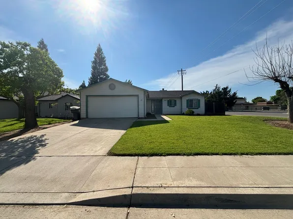 813 Morton Ave, Sanger, CA 93657