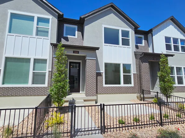 2868 S Kinsey Ct W, West Valley City, UT 84128
