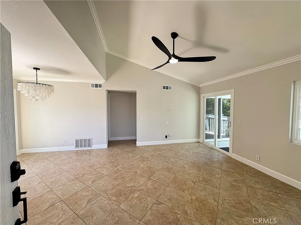 2 bed, 873 sqft, $3,500 — Photo 4