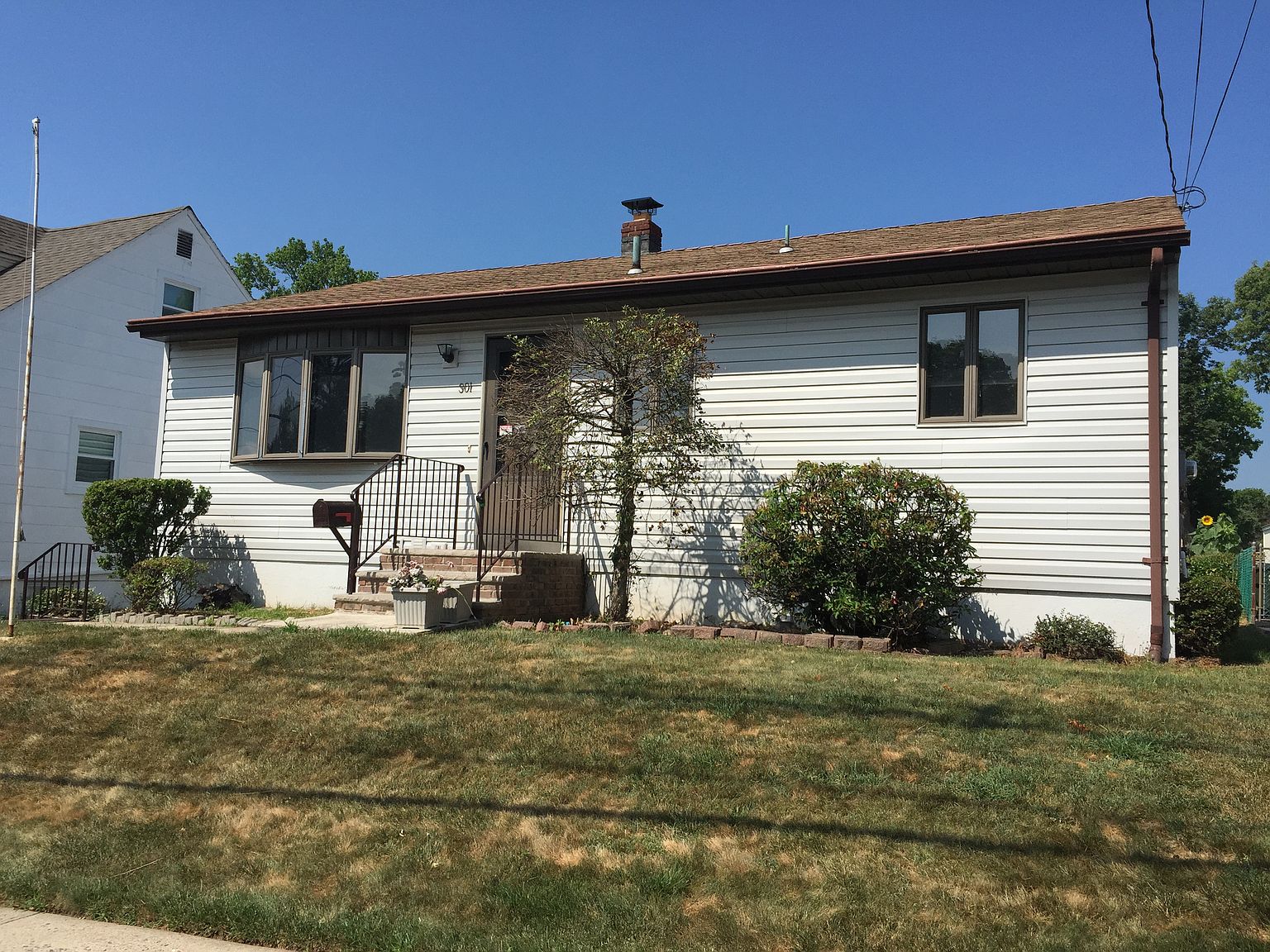 301 Charles St, Iselin, NJ 08830 Zillow