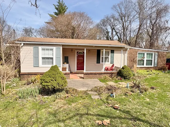 231 E Spring St, Lebanon, TN 37087