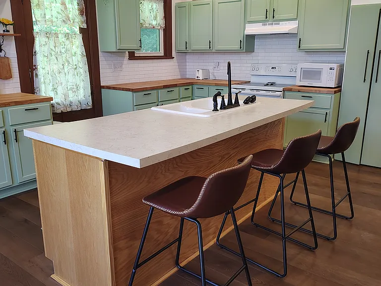 115 Grant St — Photo 15