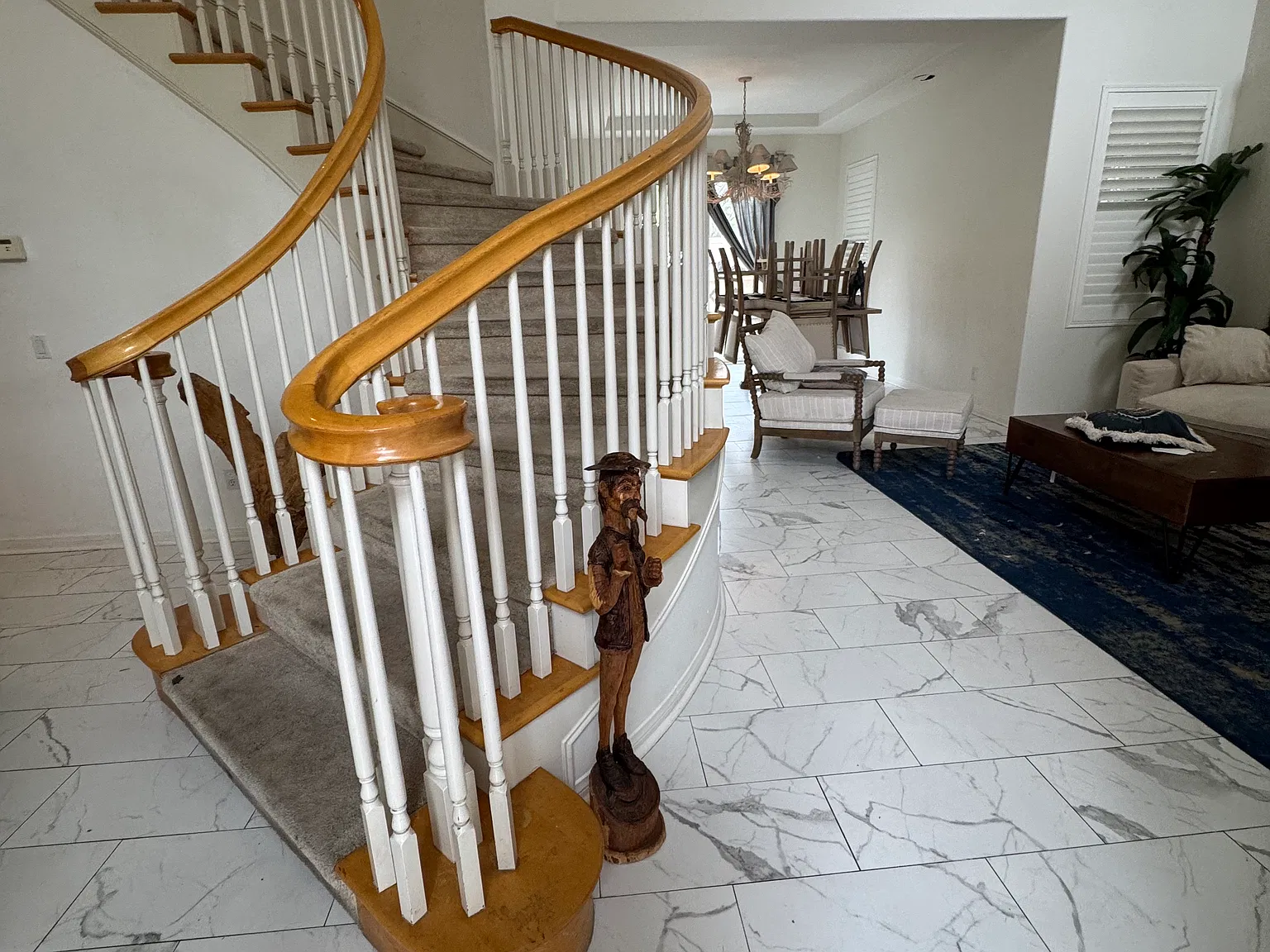 5 bed, 2727 sqft, $7,750 — Photo 1