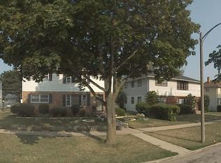 5054 N 84th St, Milwaukee, WI 53225