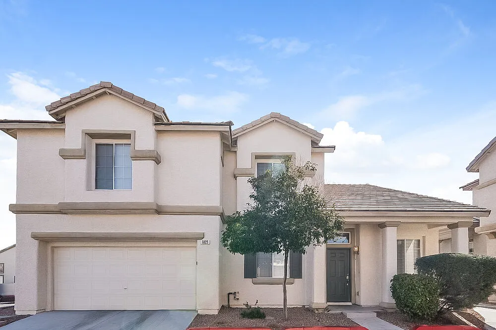 4 bed, 2.5 bath, 1994 sqft, $3,140 — Photo 1