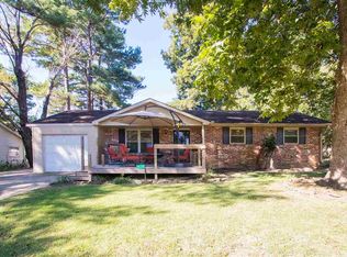 1525 Overhill Rd, Jonesboro, AR 72401