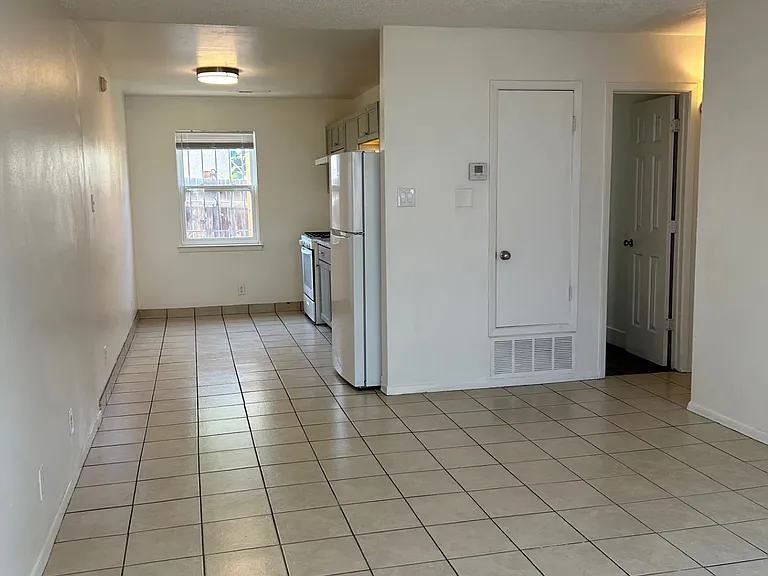 440 Princeton Dr SE #1 — Photo 6