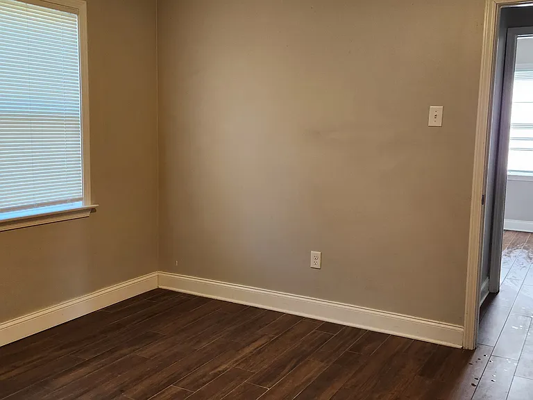 1302 Dogwood Dr — Photo 11