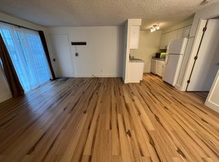 885 NE Sunset St APT 17, Roseburg, OR 97470