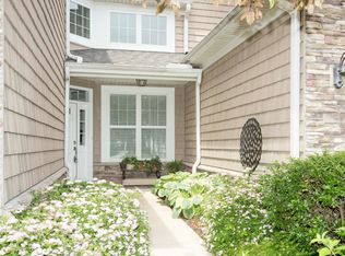 4729 Tradewinds Dr #16-2, Port Clinton, OH 43452