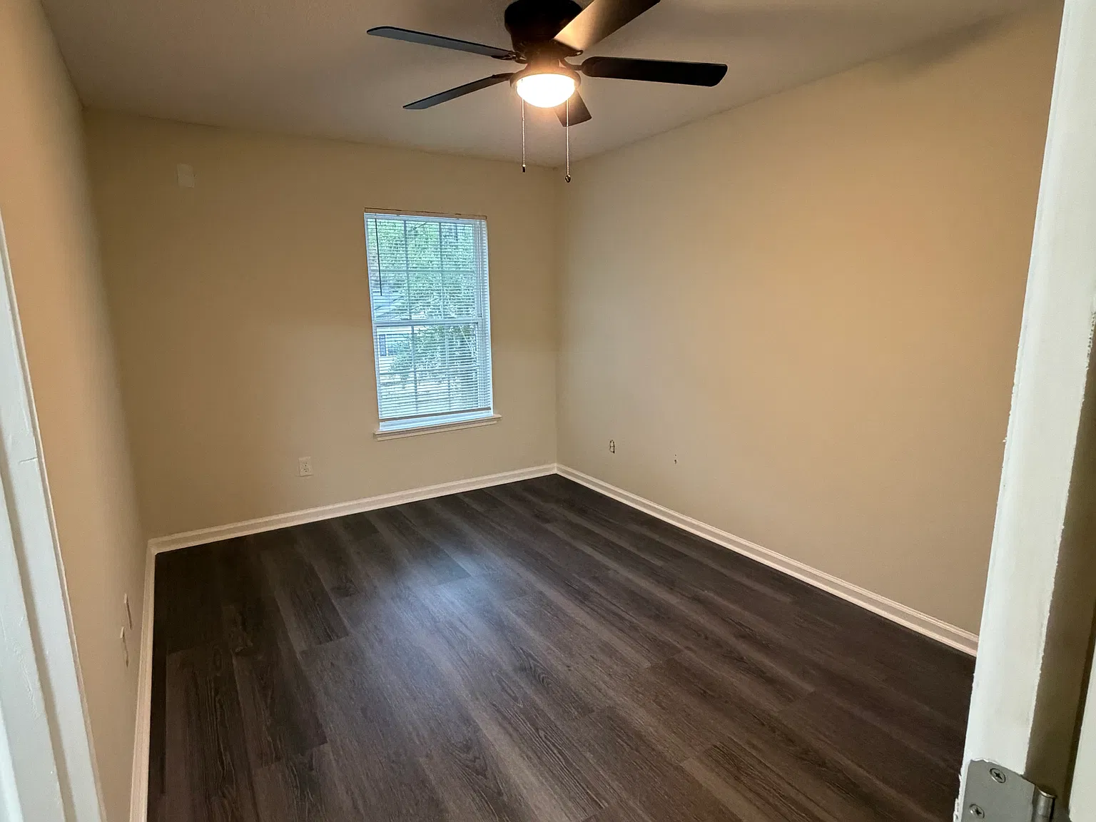 3 bed, 1248 sqft, $1,700 — Photo 3