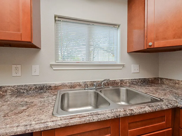 2118 Thonig Rd — Photo 19