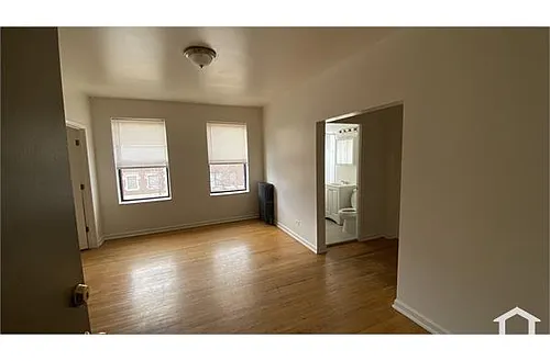 7 S Mayfield Ave #306 Photo 1