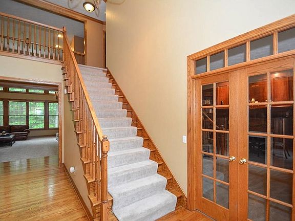 3rd image of 4685 Deer Creek Cir