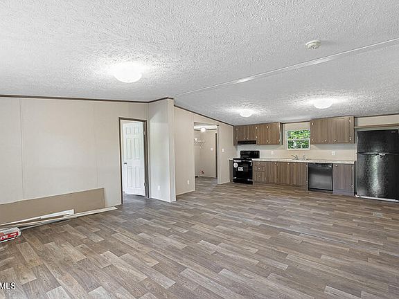 3rd image of 7027 Terry Dr
