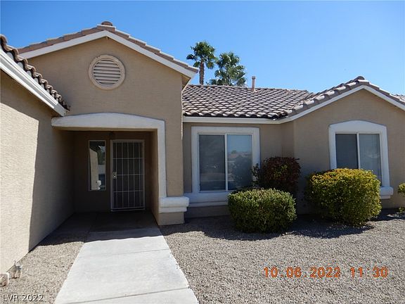 2nd image of 5324 Acacia Grove St