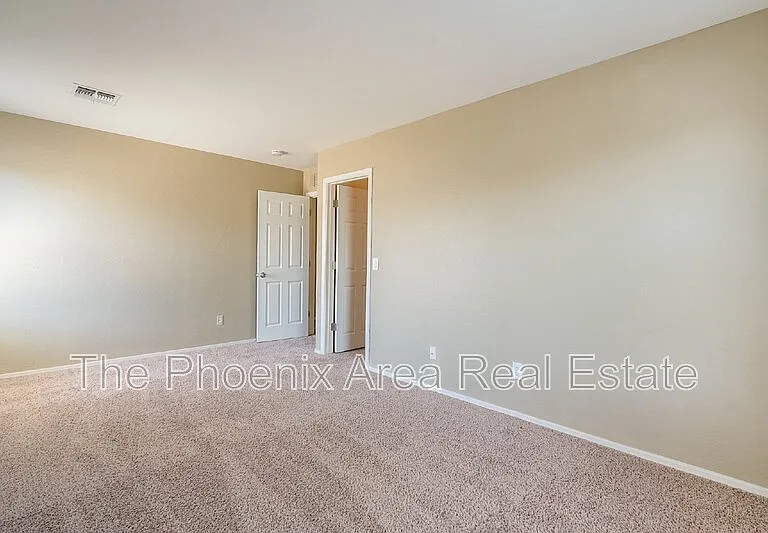 45992 W Dutchman Dr — Photo 41