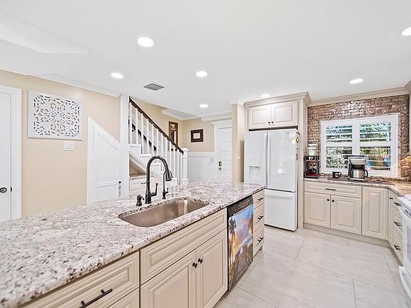 2nd image of 3901 SE Saint Lucie Blvd #H-59