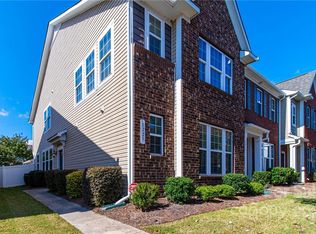 8229 Viewpoint Ln, Cornelius, NC 28031