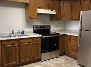 52 Picture Mountain Dr APT D, Martinsburg, WV 25404