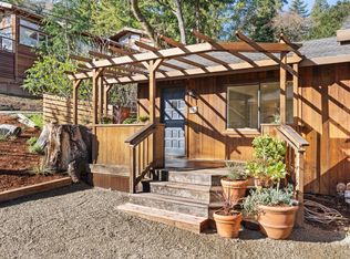 111 Carmel Way, Portola Valley, CA 94028