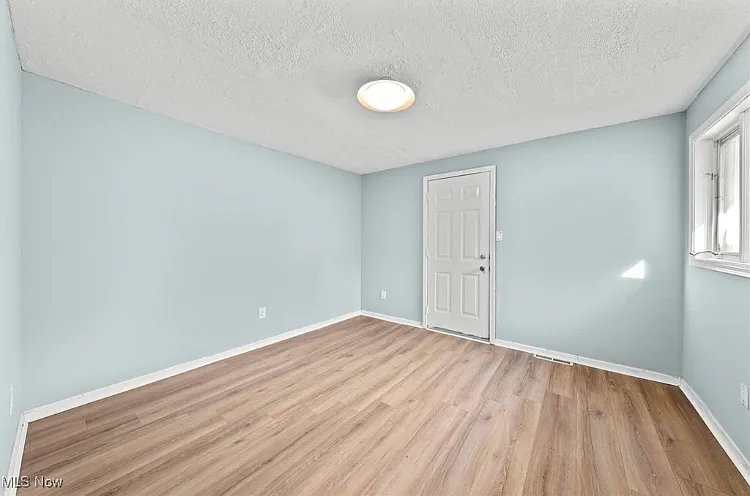 4942 Lear Nagle Rd — Photo 11