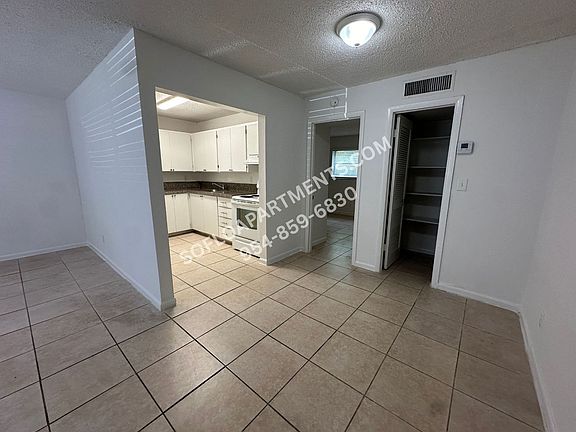 4th image of 5991 SW 41st St APT 803