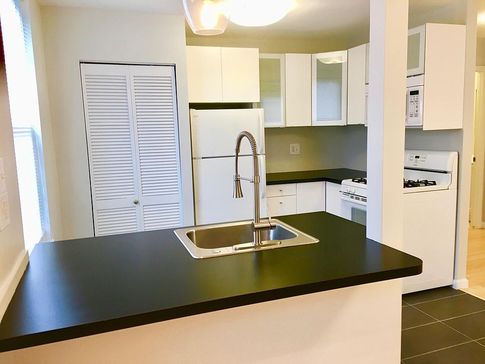 1st image of 2602 E Lehigh Ave